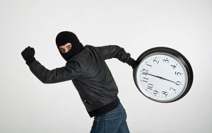time-fraud-stealing time